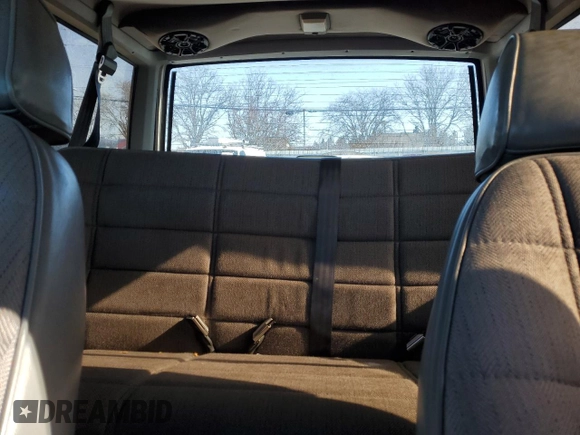 1994 Jeep Cherokee Sport with VIN 1J4FJ68S5RL135545, listed as a Copart auction lot 42397255 with 199,054 mi miles and Salvage Title. Bid and sale history available at carsss.com. Image 10.