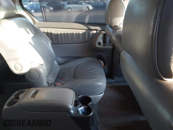 2005 Toyota Sienna XLE with VIN 5TDZA22C75S346316, listed as a IAAI auction lot 41750062 with 238,844 mi miles and . Bid and sale history available at DreamBid. Image 8.