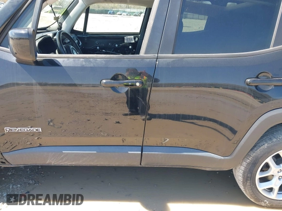 2018 Jeep Renegade Latitude with VIN ZACCJBBB8JPG82416, listed as a IAAI auction lot 41977023 with 75,092 mi miles and . Bid and sale history available at carsss.com. Image 15.