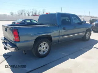 2006 Chevrolet Silverado 1500 LT1 with VIN 2GCEC13T361159942, listed as a IAAI auction lot 41765495 with 309,039 mi miles and . Bid and sale history available at DreamBid. Image 4.