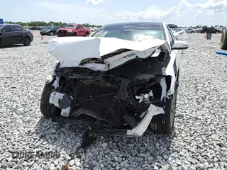 2017 Genesis G80 3.8L z VIN KMHGN4JE5HU167732, wystawiony jako Copart lot #61916625 z przebiegiem Nie podano mil oraz Szkoda całkowita • Salvage title. Historia ofert i sprzedaży dostępna na DreamBid. Obrazek 13.
