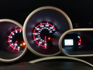 2010 Toyota Matrix S с VIN 2T1KE4EE2AC037662, выставлен на аукционе Copart как лот 54977015 с пробегом 163 187 миль миль и Списание • Salvage title. История ставок и продаж доступна на DreamBid. Изображение 9.