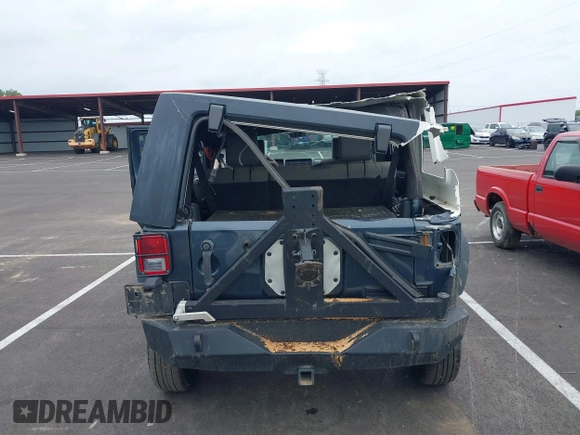2008 Jeep Wrangler Unlimited X with VIN 1J4GA39178L570624, listed as a IAAI auction lot 42285778 with 189,238 mi miles and . Bid and sale history available at DreamBid. Image 16.