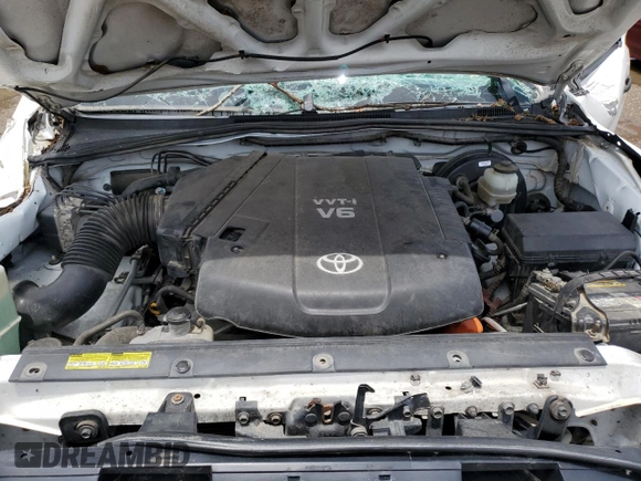 2010 Toyota Tacoma PreRunner with VIN 3TMJU4GN8AM102663, listed as a Copart auction lot 57782665 with 196,620 mi miles and Salvage title. Bid and sale history available at DreamBid. Image 11.