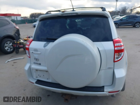 2012 Toyota RAV4 Limited with VIN 2T3DK4DV7CW073875, listed as a IAAI auction lot 41620345 with 185,640 mi miles. Bid and sale history available at carsss.com. Image 17.
