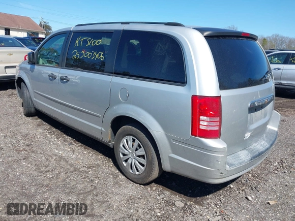 2008 Chrysler Town & Country LX with VIN 2A8HR44H38R761891, listed as a IAAI auction lot 41942405 with Not Provided miles and . Bid and sale history available at carsss.com. Image 3.