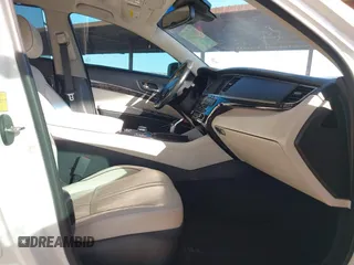 2015 Kia K900 Luxury with VIN KNALW4D45F6017623, listed as a IAAI auction lot 42451838 with 96,225 mi miles and . Bid and sale history available at DreamBid. Image 5.