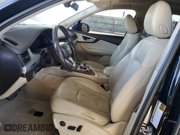 2017 Audi Q7 Premium Plus z VIN WA1LHAF71HD044247, wystawiony jako Copart lot #43962745 z przebiegiem 188 500 mil mil oraz Czysty tytuł • Clean title. Historia ofert i sprzedaży dostępna na DreamBid. Obrazek 7.