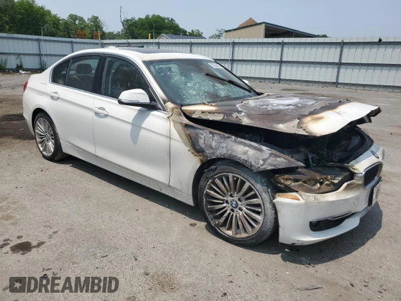 2013 BMW 3 Series 328i xDrive with VIN WBA3B5C55DF592149, listed as a Copart auction lot 59228605 with Not provided miles and Salvage title. Bid and sale history available at DreamBid. Image 4.