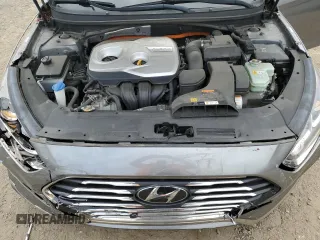 2018 Hyundai Sonata Hybrid SE with VIN KMHE24L32JA078624, listed as a Copart auction lot 49374195 with 73,295 mi miles and Salvage Title. Bid and sale history available at carsss.com. Image 11.