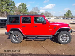 2018 Jeep Wrangler Unlimited Sahara z VIN 1C4HJXEN7JW224927, wystawiony jako IAAI lot #41515557 z przebiegiem 81 138 mil mil oraz . Historia ofert i sprzedaży dostępna na DreamBid. Obrazek 14.