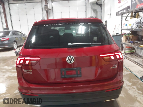2018 Volkswagen Tiguan S with VIN 3VV0B7AX5JM104191, listed as a IAAI auction lot 42492503 with 96,339 mi miles and . Bid and sale history available at DreamBid. Image 16.