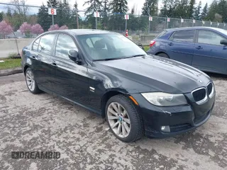 2011 BMW 3 Series 328i xDrive with VIN WBAPK5C59BA660951, listed as a IAAI auction lot 41935850 with 213,520 mi miles. Bid and sale history available at carsss.com. Image 1.