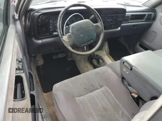 1995 Dodge 2500 with VIN 1B7KF26C9SS304696, listed as a Copart auction lot 46612625 with 217,760 mi miles and Salvage Title. Bid and sale history available at carsss.com. Image 8.