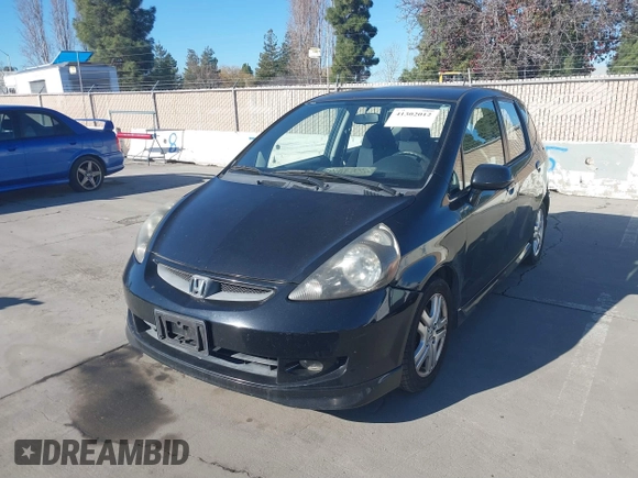 2007 Honda Fit Sport with VIN JHMGD37697S046406, listed as a IAAI auction lot 41302012 with 230,318 mi miles. Bid and sale history available at carsss.com. Image 2.