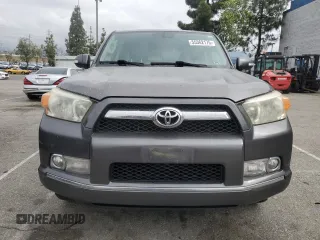 2010 Toyota 4Runner SR5 z VIN JTEZU5JR1A5003267, wystawiony jako Copart lot #55362175 z przebiegiem 449 563 mil mil oraz Szkoda całkowita • Salvage title. Historia ofert i sprzedaży dostępna na DreamBid. Obrazek 5.