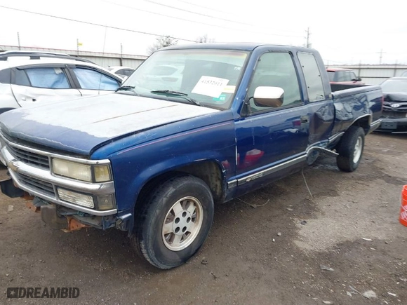 1994 Chevrolet C/K 1500 with VIN 1GCEC19K7RE108543, listed as a IAAI auction lot 41532011 with 196,824 mi miles. Bid and sale history available at carsss.com. Image 2.