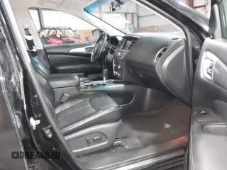 2018 Nissan Pathfinder SV z VIN 5N1DR2MM5JC643620, wystawiony jako IAAI lot #40620038 z przebiegiem 138 131 mil mil oraz . Historia ofert i sprzedaży dostępna na DreamBid. Obrazek 5.