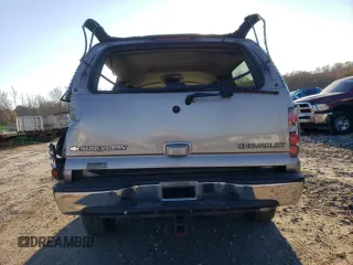 2003 Chevrolet Suburban LT with VIN 3GNGK26U13G239207, listed as a Copart auction lot 83342214 with 147,511 mi miles and Salvage Title. Bid and sale history available at carsss.com. Image 6.