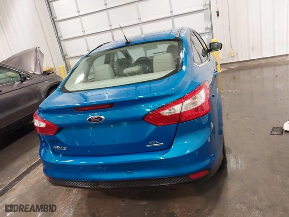 2012 Ford Focus SEL with VIN 1FAHP3H21CL451033, listed as a IAAI auction lot 41968123 with 39,796 mi miles. Bid and sale history available at carsss.com. Image 17.
