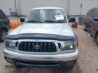 2003 Toyota Tacoma PreRunner z VIN 5TEGN92N23Z218412, wystawiony jako IAAI lot #41994813 z przebiegiem 334 799 mil mil oraz . Historia ofert i sprzedaży dostępna na DreamBid. Obrazek 12.