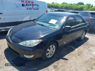 2005 Toyota Camry LE with VIN 4T1BF30K85U085126, listed as a IAAI auction lot 42192443 with 189,196 mi miles and . Bid and sale history available at DreamBid. Image 2.