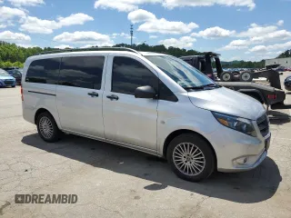 2016 Mercedes-Benz Metris Passenger with VIN WD4PG2EE9G3140816, listed as a Copart auction lot 53452675 with 140,121 mi miles and Salvage title. Bid and sale history available at DreamBid. Image 4.