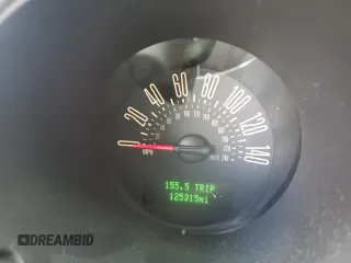 2006 Ford Mustang GT Deluxe z VIN 1ZVFT82H765214771, wystawiony jako Copart lot #56602605 z przebiegiem 125 315 mil mil oraz Szkoda całkowita • Salvage title. Historia ofert i sprzedaży dostępna na DreamBid. Obrazek 9.