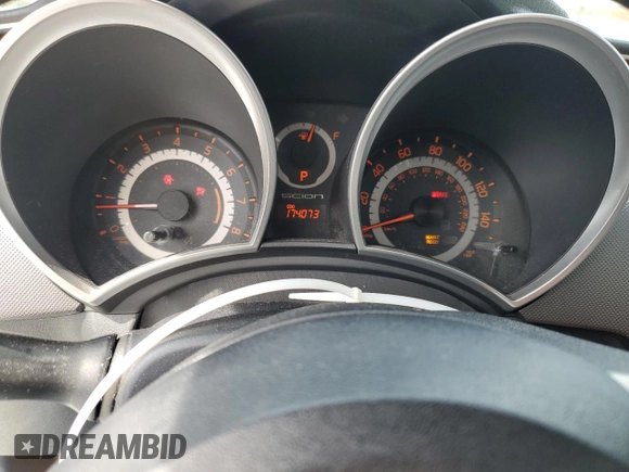 2014 Scion tC z VIN JTKJF5C70E3084697, wystawiony jako Copart lot #54307295 z przebiegiem 174 073 mil mil oraz Szkoda całkowita • Salvage title. Historia ofert i sprzedaży dostępna na DreamBid. Obrazek 9.