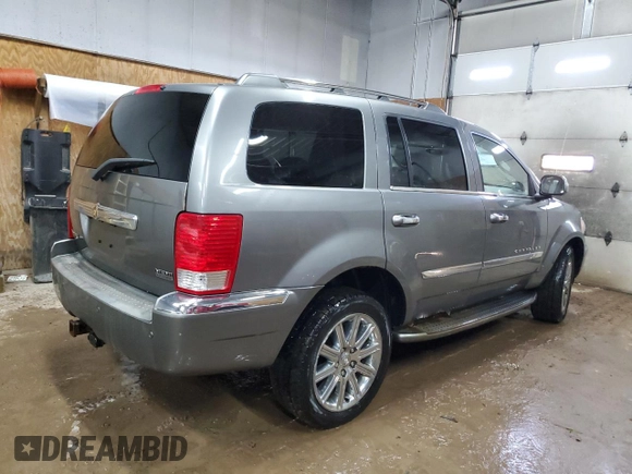 2008 Chrysler Aspen Limited z VIN 1A8HW582X8F129384, wystawiony jako Copart lot #52198845 z przebiegiem 173 160 mil mil oraz Czysty tytuł • Clean title. Historia ofert i sprzedaży dostępna na DreamBid. Obrazek 3.