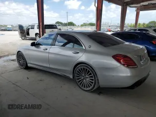 2015 Mercedes-Benz S 550 with VIN WDDUG8CB9FA157513, listed as a Copart auction lot 55181955 with 61,477 mi miles and Salvage Title. Bid and sale history available at carsss.com. Image 2.