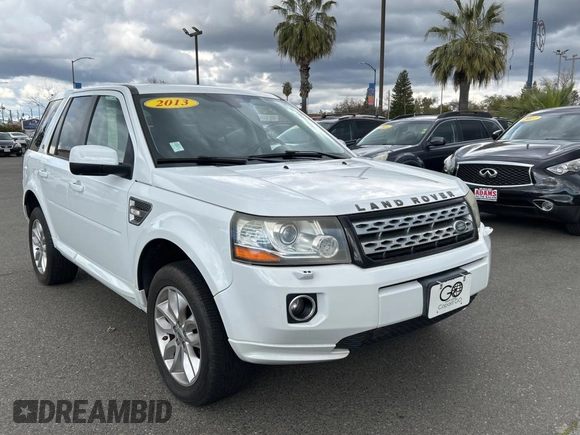 2013 Land Rover LR2 z VIN SALFR2BG3DH373085, wystawiony jako Copart lot #48423905 z przebiegiem 102 445 mil mil oraz Czysty tytuł • Clean title. Historia ofert i sprzedaży dostępna na DreamBid. Obrazek 1.