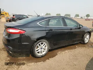 2015 Ford Fusion SE with VIN 3FA6P0HD7FR271455, listed as a Copart auction lot 60920955 with 227,885 mi miles and Clean title. Bid and sale history available at DreamBid. Image 3.