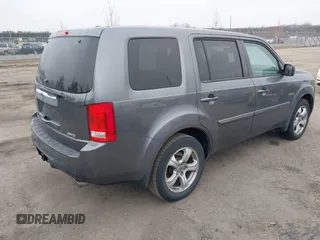 2015 Honda Pilot EX-L with VIN 5FNYF4H57FB035864, listed as a IAAI auction lot 41786445 with 139,787 mi miles and . Bid and sale history available at carsss.com. Image 4.