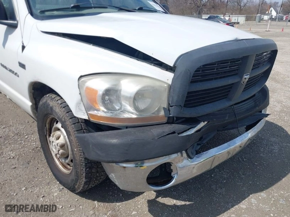 2006 Dodge Ram 2500 SLT with VIN 3D7KR26D96G267779, listed as a IAAI auction lot 41913962 with 384,465 mi miles. Bid and sale history available at carsss.com. Image 18.
