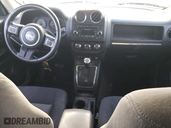 2015 Jeep Patriot Latitude with VIN 1C4NJPFB8FD318549, listed as a Copart auction lot 87425264 with Not Provided miles and Salvage Title. Bid and sale history available at DreamBid. Image 8.