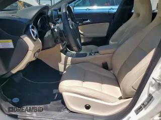 2014 Mercedes-Benz CLA 250 with VIN WDDSJ4EB8EN040382, listed as a Copart auction lot 61055185 with 76,380 mi miles and Salvage title. Bid and sale history available at DreamBid. Image 7.