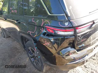 2023 Jeep Grand Cherokee with VIN 1C4RJYB68PC648859, listed as a IAAI auction lot 42267180 with 29,809 mi miles and . Bid and sale history available at DreamBid. Image 18.