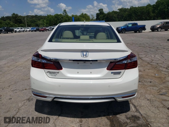 2017 Honda Accord Touring with VIN JHMCR6F7XHC023899, listed as a Copart auction lot 60900175 with 29,092 mi miles and Salvage title. Bid and sale history available at DreamBid. Image 6.