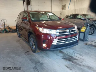2017 Toyota Highlander XLE with VIN 5TDJZRFH6HS419409, listed as a IAAI auction lot 41601234 with 42,734 mi miles. Bid and sale history available at carsss.com. Image 1.
