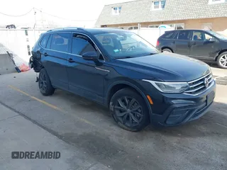 2022 Volkswagen Tiguan SE z VIN 3VV2B7AX4NM118467, wystawiony jako IAAI lot #41769676 z przebiegiem 55 305 mil mil oraz . Historia ofert i sprzedaży dostępna na DreamBid. Obrazek 1.