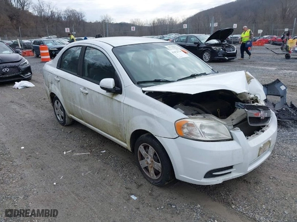 2011 Chevrolet Aveo LT w/1LT with VIN KL1TD5DE2BB230366, listed as a IAAI auction lot 41472714 with 151,915 mi miles. Bid and sale history available at carsss.com. Image 1.