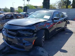 2017 Dodge Charger SE with VIN 2C3CDXBG6HH643663, listed as a IAAI auction lot 41956018 with 95,359 mi miles. Bid and sale history available at carsss.com. Image 2.