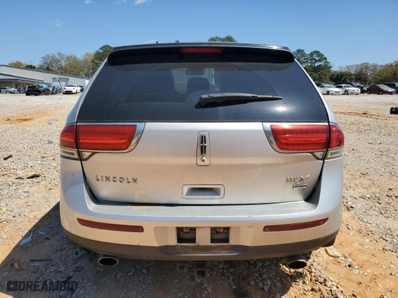 2013 Lincoln MKX with VIN 2LMDJ8JK8DBL19504, listed as a Copart auction lot 49948505 with 176,847 mi miles and Salvage Title. Bid and sale history available at carsss.com. Image 6.