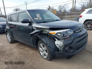 2019 Kia Soul z VIN KNDJN2A25K7011118, wystawiony jako IAAI lot #41997165 z przebiegiem 66 168 mil mil oraz . Historia ofert i sprzedaży dostępna na DreamBid. Obrazek 1.