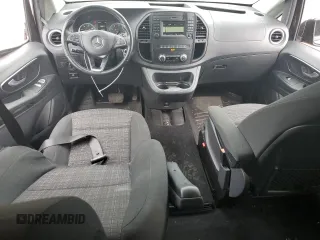 2017 Mercedes-Benz Metris Passenger z VIN WD4PG2EE8H3322704, wystawiony jako Copart lot #71613624 z przebiegiem 40 429 mil mil oraz Szkoda całkowita • Salvage title. Historia ofert i sprzedaży dostępna na DreamBid. Obrazek 8.