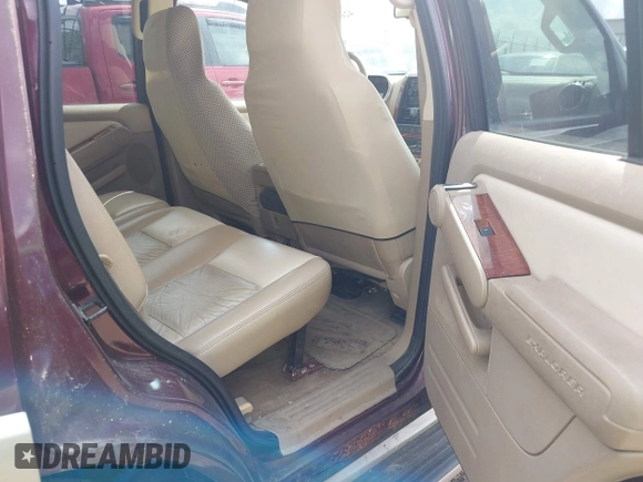 2007 Ford Explorer Eddie Bauer с VIN 1FMEU74E57UB37944, выставлен на аукционе IAAI как лот 42606798 с пробегом 151 402 миль миль и . История ставок и продаж доступна на DreamBid. Изображение 8.