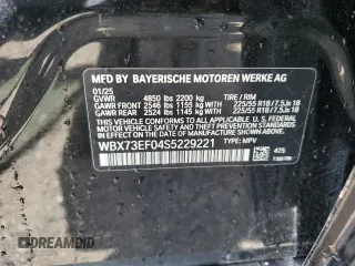 2025 BMW X1 xDrive28i z VIN WBX73EF04S5229221, wystawiony jako Copart lot #56726815 z przebiegiem 1617 mil mil oraz Nie do naprawy. Historia ofert i sprzedaży dostępna na DreamBid. Obrazek 13.