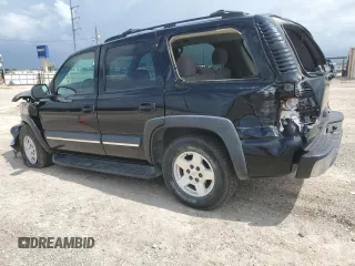 2004 Chevrolet Tahoe LT with VIN 1GNEC13Z04R200222, listed as a Copart auction lot 64813184 with 219,805 mi miles and Clean Title. Bid and sale history available at carsss.com. Image 2.