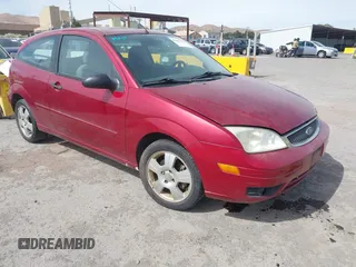 2005 Ford Focus with VIN 3FAHP31N55R123882, listed as a IAAI auction lot 42667136 with Not provided miles and . Bid and sale history available at DreamBid. Image 1.